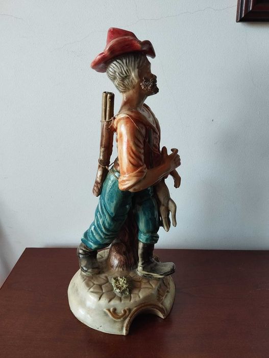 Caçador - Figura Grande Capodimonte
