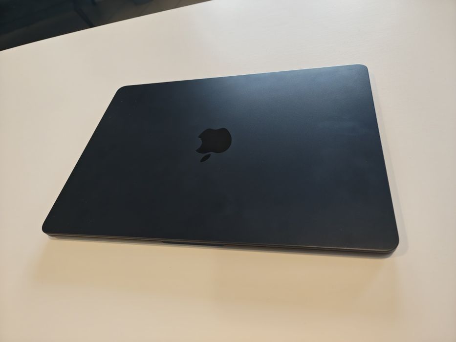 Rezerwacja! MacBook Air 13,6" M2 / 16 GB RAM / 1 TB SSD – stan idealny