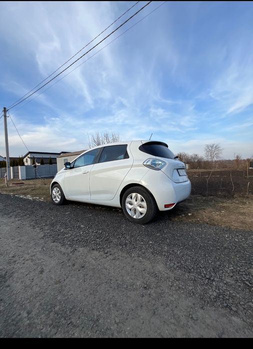 Продам Renault Zoe 2013 року