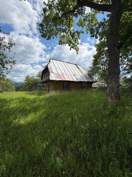 Земельна ділянка у с. Вишків