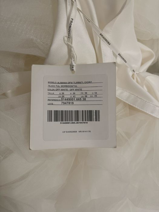 Розкішна ексклюзивна весільна сукня PRONOVIAS
