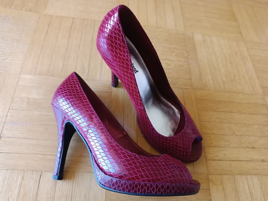 Bordowe szpilki r. 37 peep toe, odkryte palce