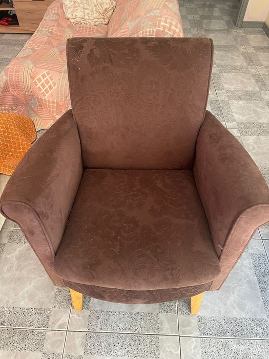 Conjunto 2 cadeirões, castanho com relevo