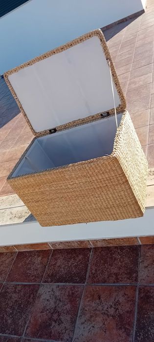 Caixa multiusos com forro!