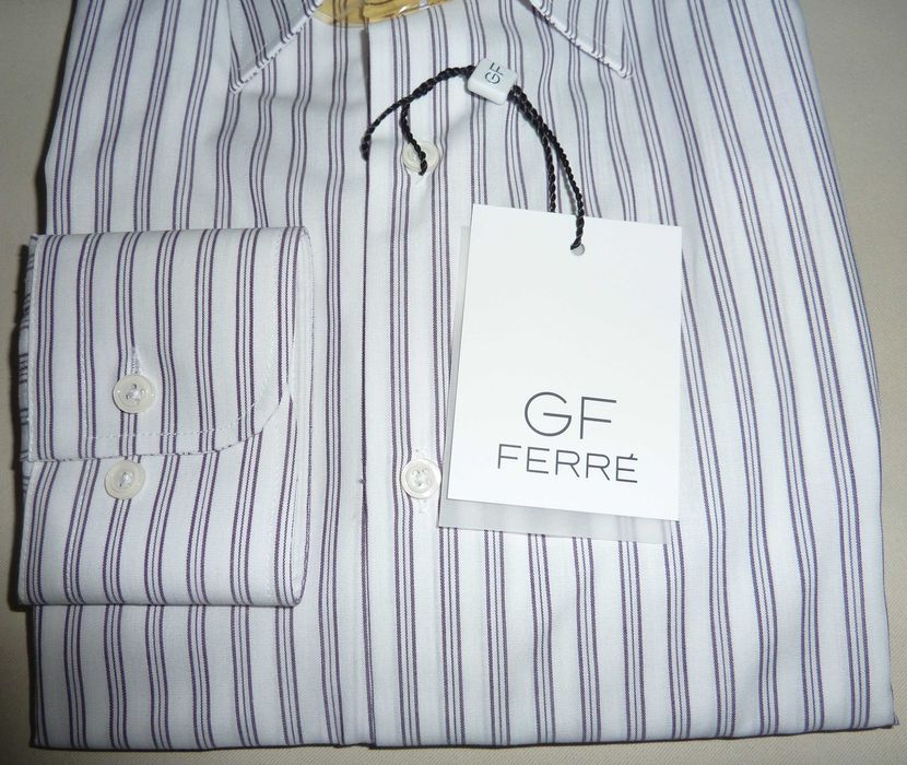 Camisa nova às riscas Grianfranco Ferré 38