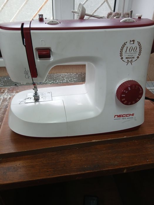 Швейная машинка  Пессні.