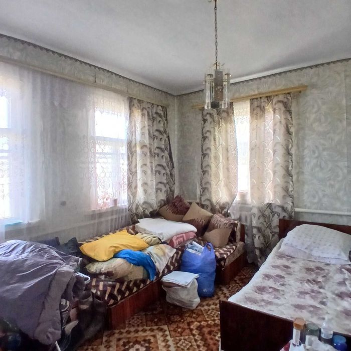 Семиполки Бровари район продам будинок 78,8 м2 на ділянці 25 с