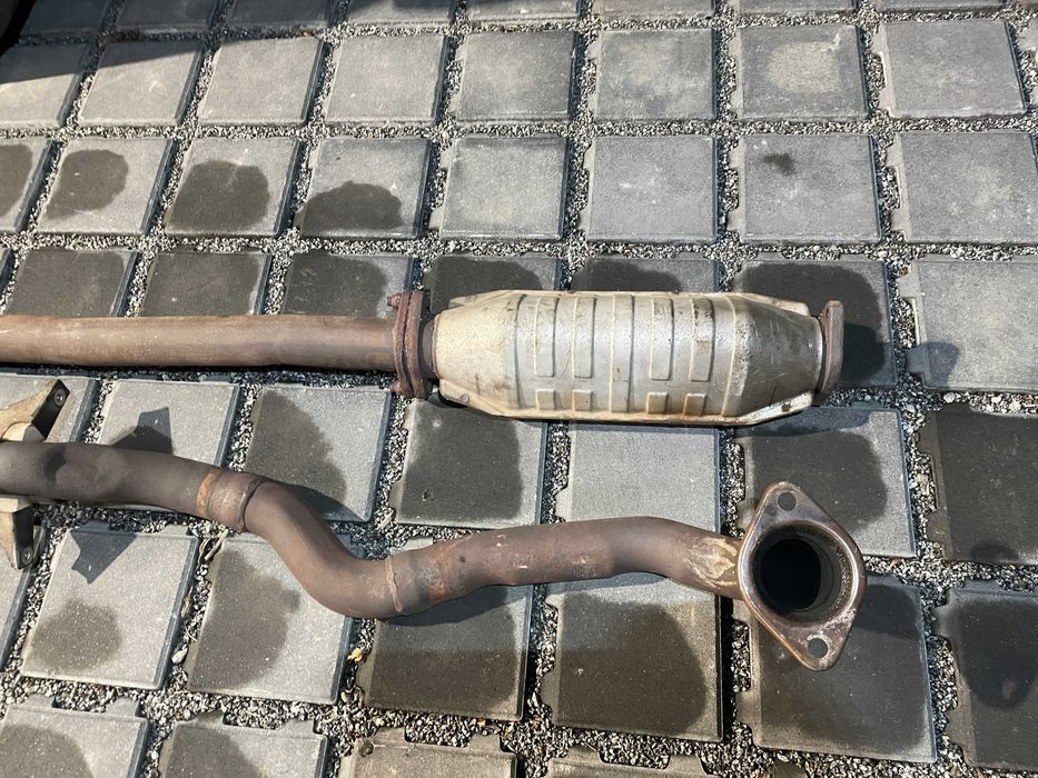 Mitsubishi Lancer Evo 7-8-9 LHD OEM Wydech Katalizator