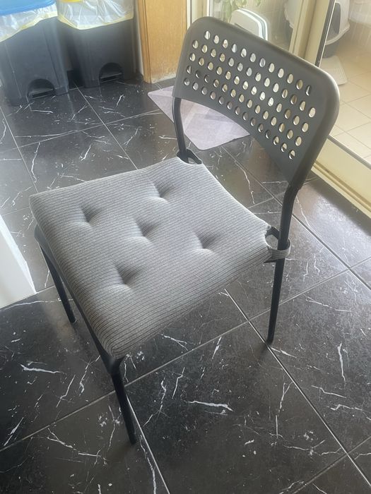 Mesa e 3 cadeiras