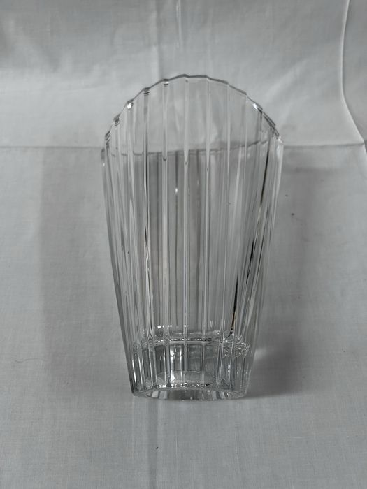 Vaso de cristal em forma de leque
