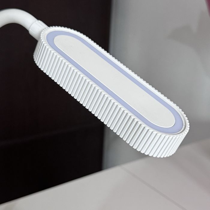 Lampka nocna ozdobna ryflowana w paski USB apple ikea home you