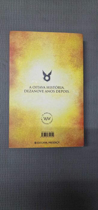 Livro Harry Potter e a criança amaldiçoada - parte I e II