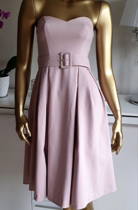 Рожеве плаття компанії Mohito