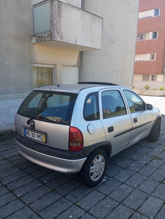 Opel corsa 1.0 12v