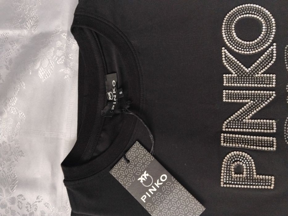Piękny T-shirt PINKO