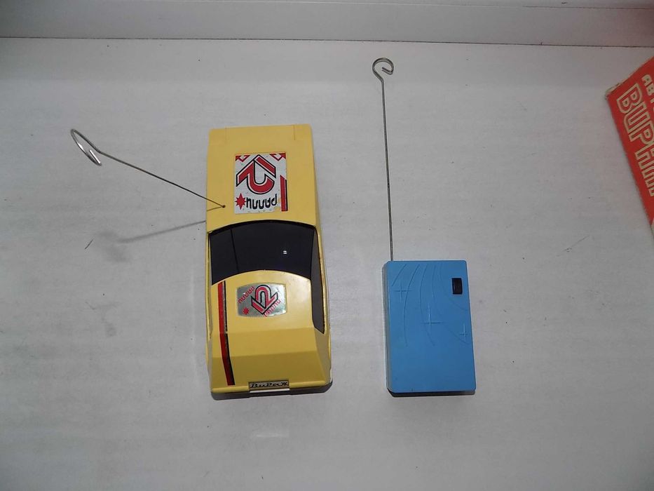 Радиоуправляемая машинка Вираж СССР в рабочем состоянии