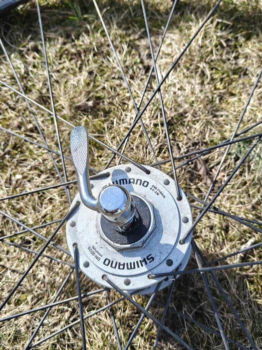 Koło 28 z dynamem Shimano