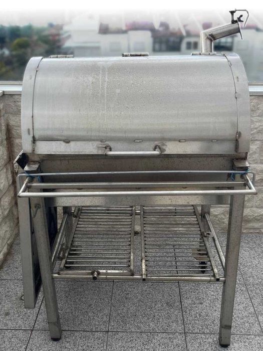Churrasqueira INOX com mesa lateral
