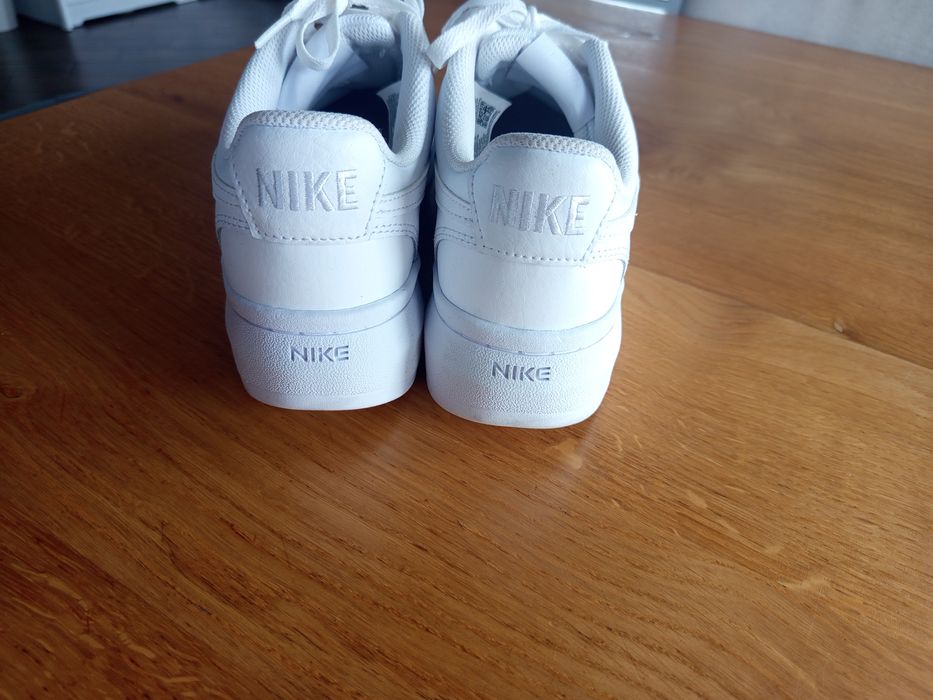 Buty sportowe  używane jak nowe