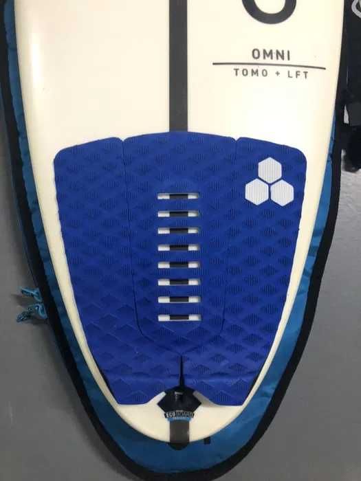 Prancha Firewire Omni 5'2 (24L) + Prancha Flowt Marshmellows 5'6 (31L)