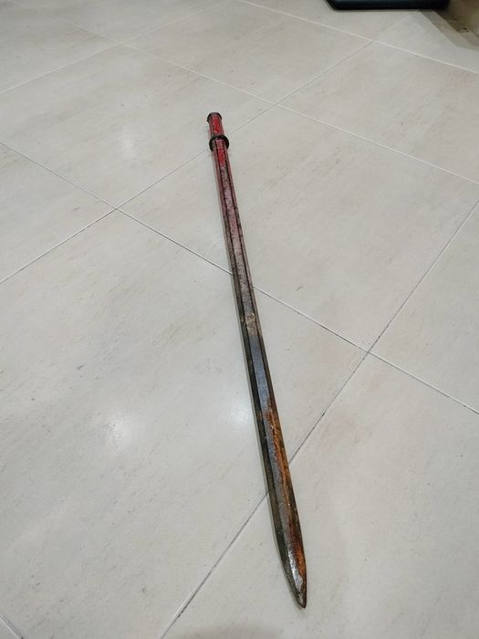 Estaca em ferro fundido  para fixação de lonas ou outro tipo de fixaçã