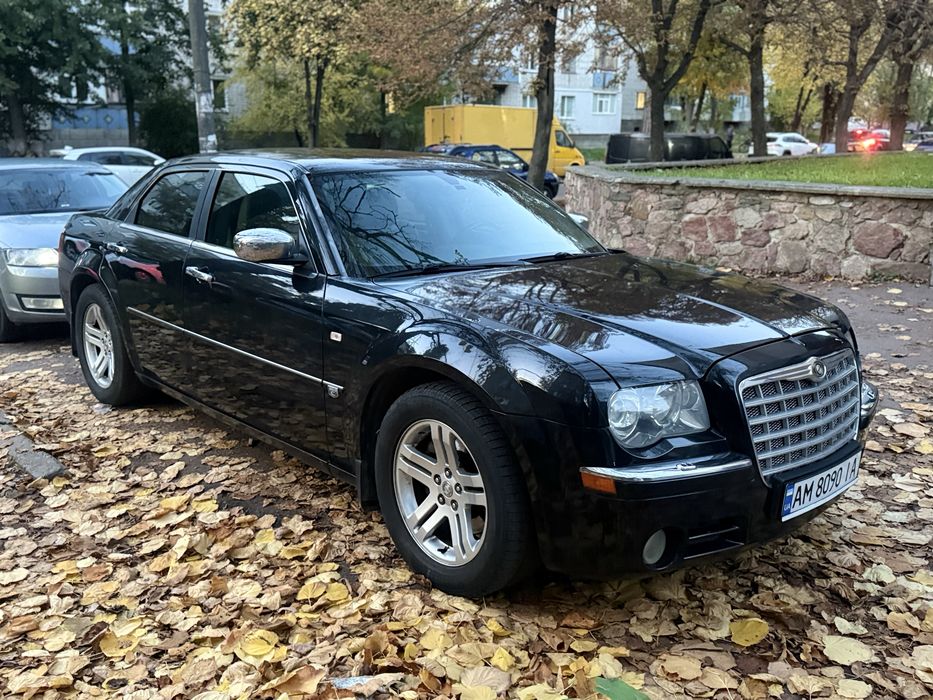 крайслер с300 2,7  газ бензин