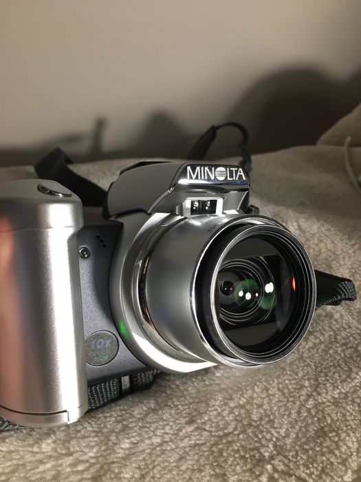 konica minolta DiMage Z1