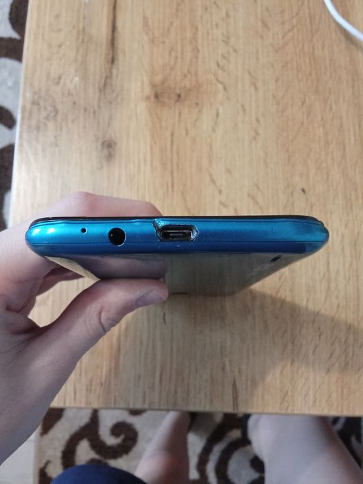 Продам Телефон Техно Спарк 6 го