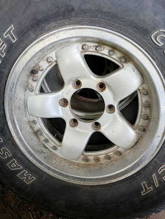 Диски з резиною R15 4 шт на Mitsubishi Pajero / Toyota Hilux