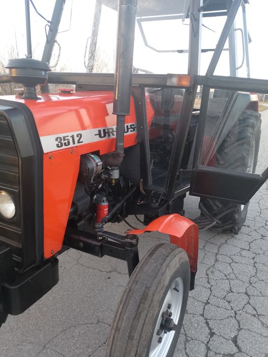 Ciągnik ursus 3512 kabina Agro na płaskiej podłodze MF 255/c360