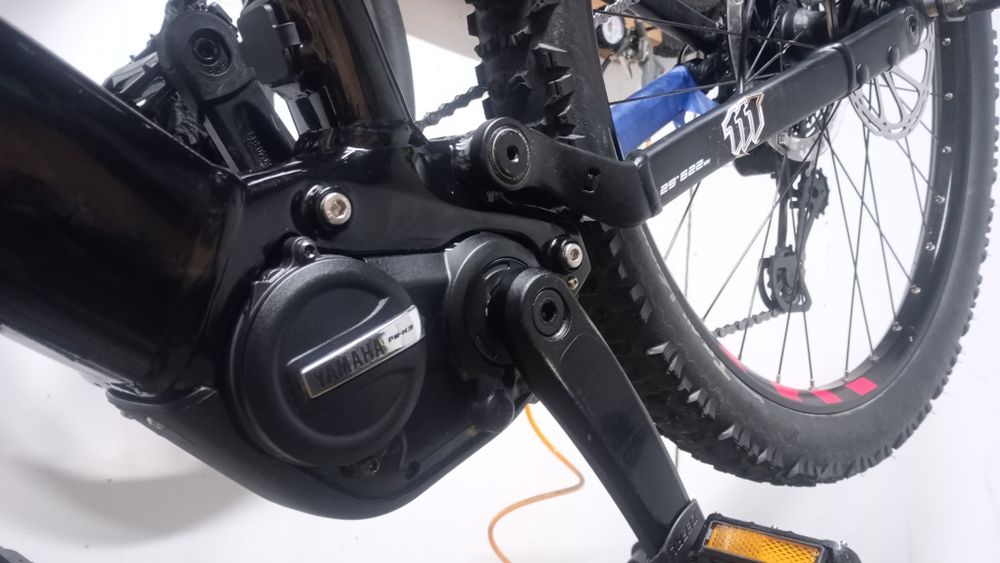 Rower elektryczny GAS GAS ECA2  rozmiar L haibike specialized