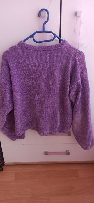 Fioletowy sweterek
