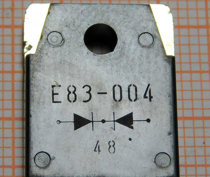 Podwójna dioda Schottky 30A 40V D83 004 [M1-AE] cena 2 sztuk