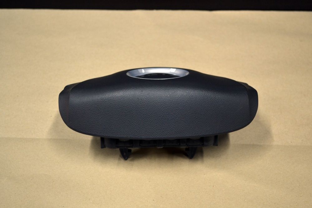 Подушка безопасности водителя AirBag Dacia Logan