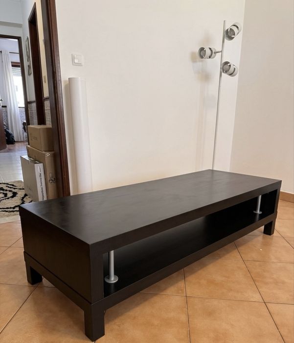 Móvel de TV / Mesa de Apoio Baixa (Preto) – Em Bom Estado