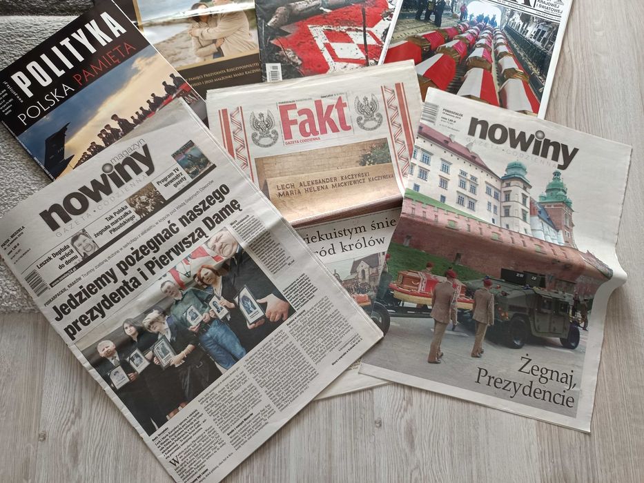 Gazety z Katastrofa polskiego Tu-154 w Smoleńsku 10 kwietnia 2010