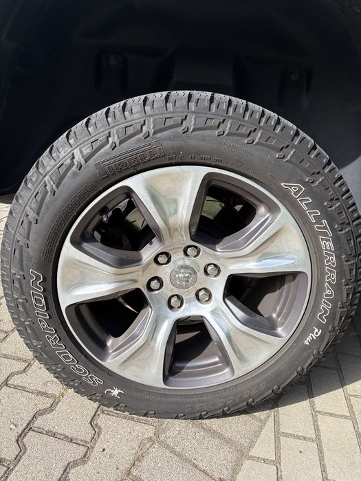 Felgi RAM 1500 20”