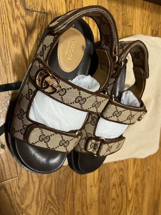 Босоніжки Gucci ідеал.