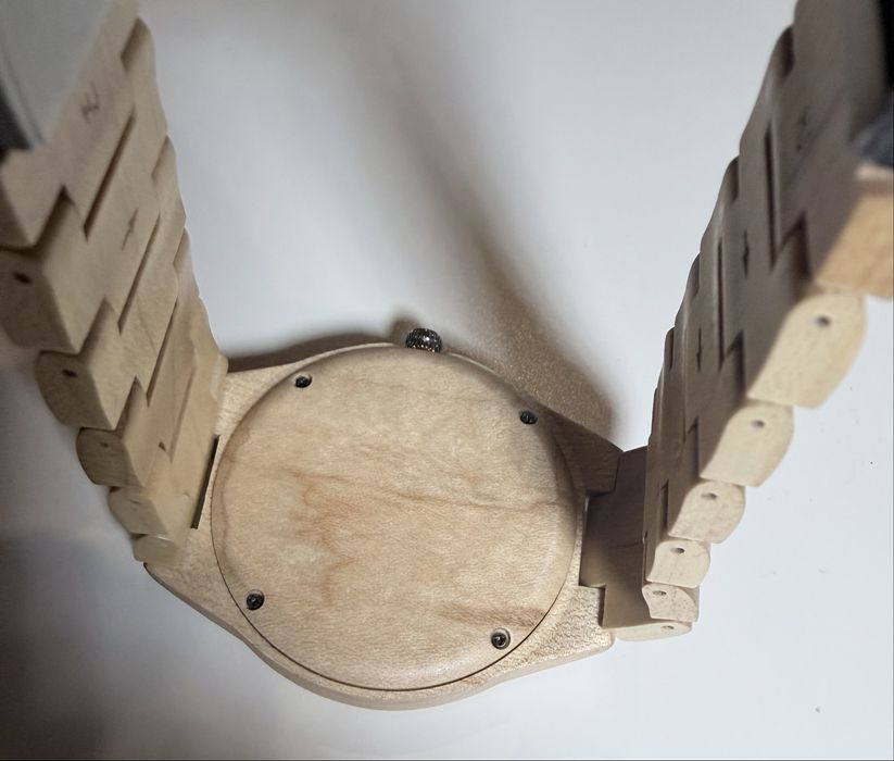 Стильний, легкий, аналоговий, кварцовий дерев'яний наручний годинник