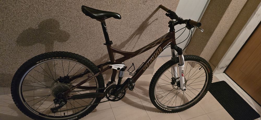 Bicicleta Specialized Myka FSR roda 26