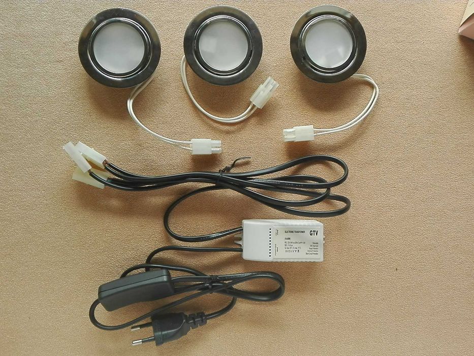 Zestaw 3x oczka halogenowe + transformator 60W, nowe