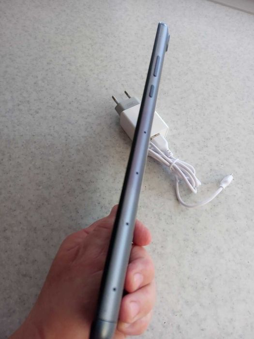 Планшет Huawei mediapad m5 lite jdn2-l09 8 \ IPS \ 3 GB \ 32 GB \ LTE