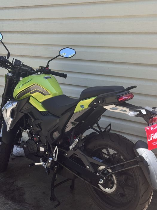 Продам Мотоцикл Lifan SR220