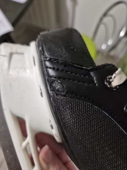 Łyżwy hokejowe Bauer 140