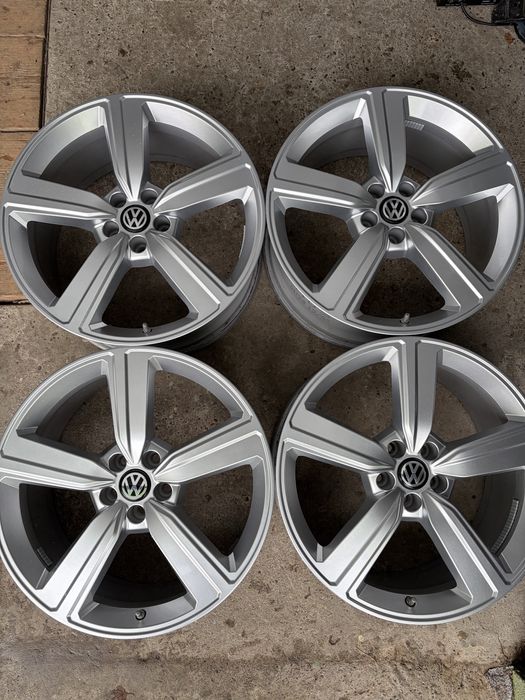 Диски R20 5x112 Audi Q4 E-tron VW ID4 ID5 Skoda Enyaq Mercedes