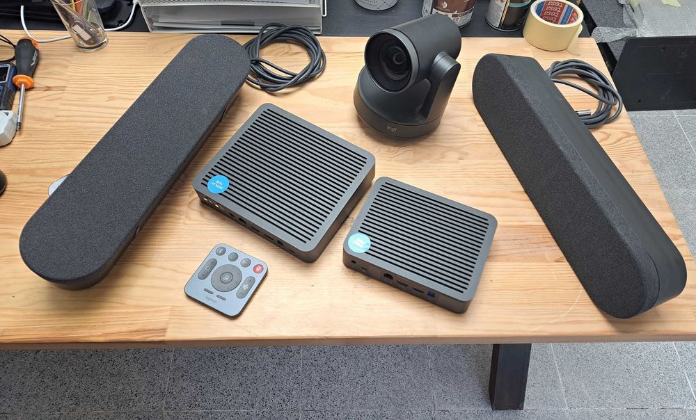 Câmara Logitech Rally PTZ para Vídeoconferências 4K UltraHD