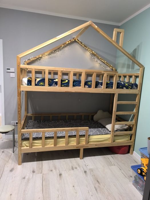 Łóżko piętrowe - domek