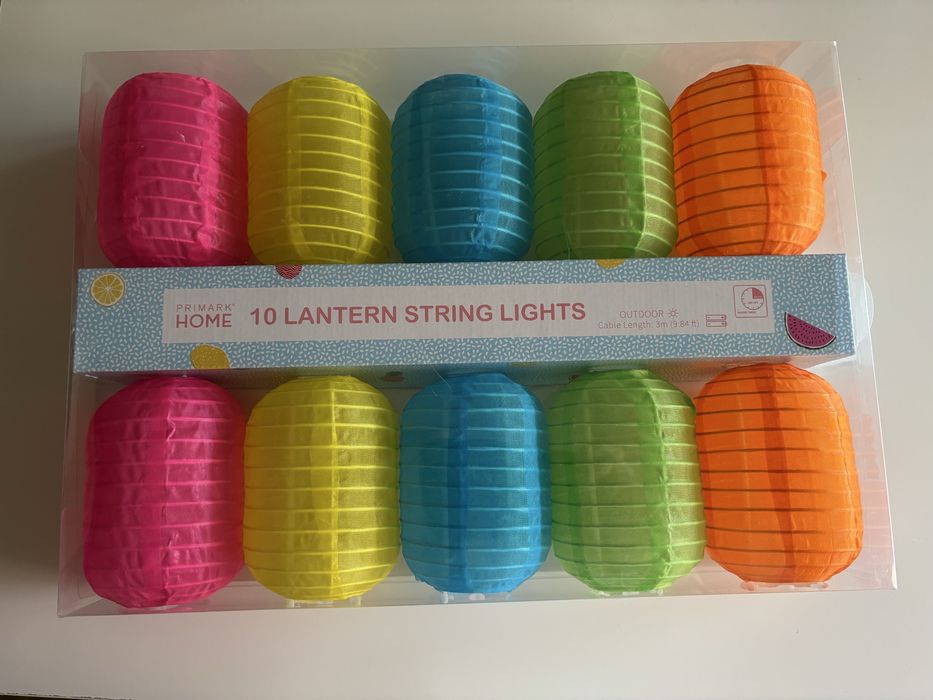 Conjunto de lampadas de exterior novas.