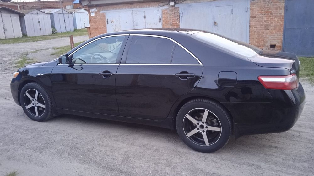 Продам Toyota Camry 40
