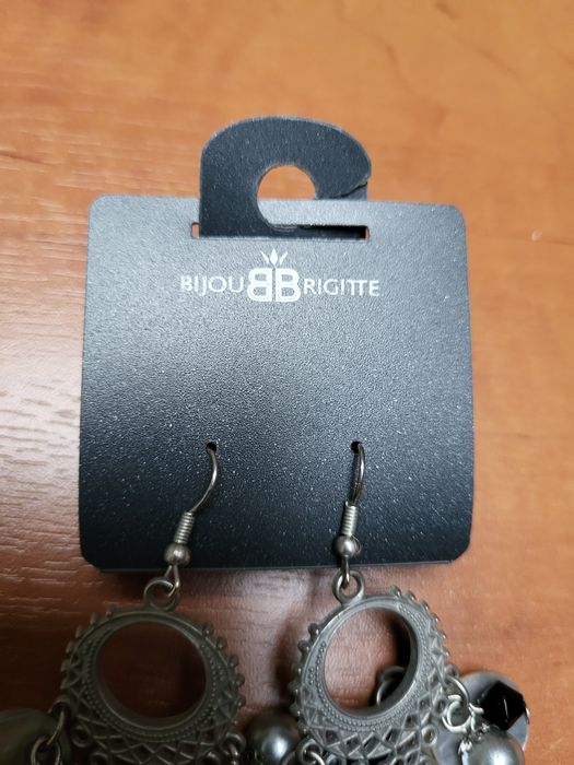 wiszące kolczyki z masą perłową Bijou Brigitte
